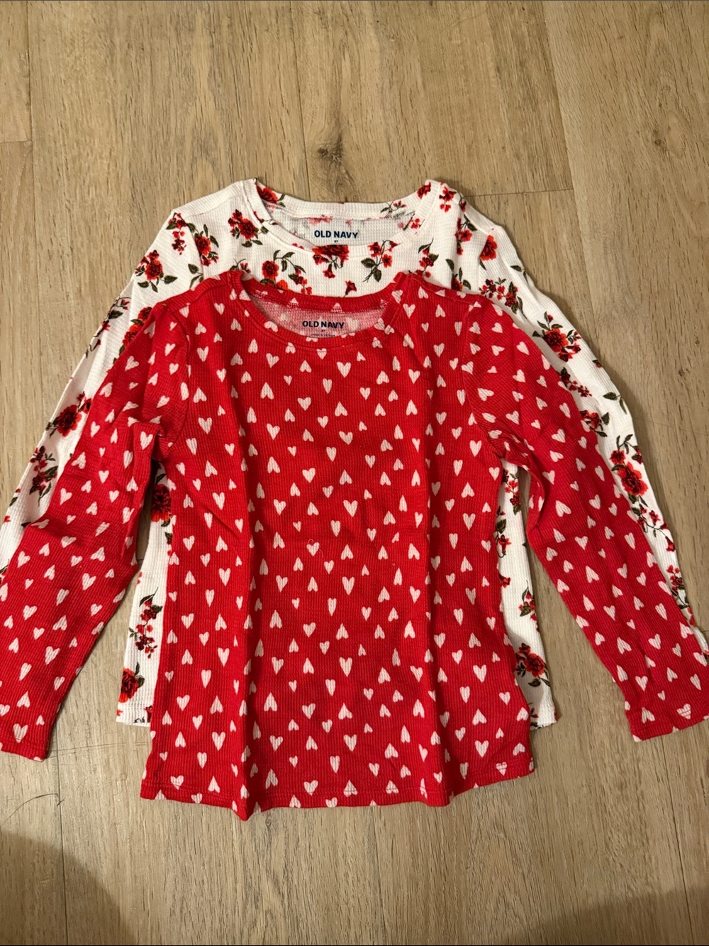 Old Navy Red & White Heart and Floral Long-Sleeve Tees (2-Pack)